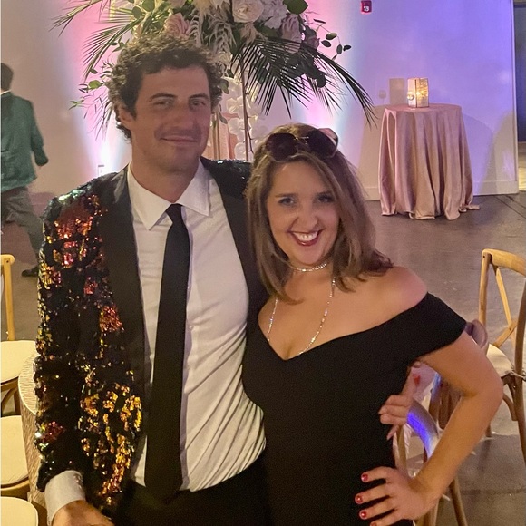 Meet your Posher, Amanda - Picture 5 of 6